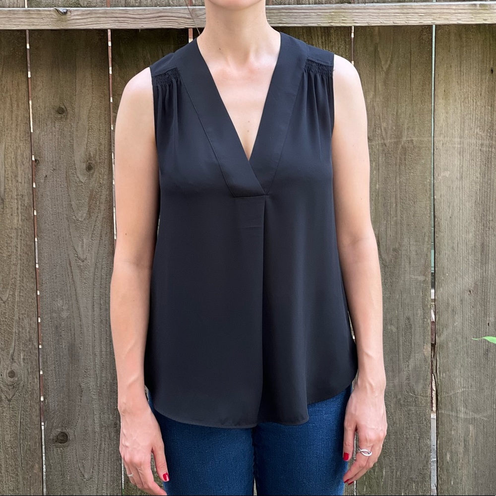 Womens Black V Neck Sleeveless Tank Top - Warehouse